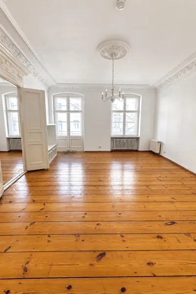 3-Zimmer-Altbau Wohnung mit Balkon in Berlin-Tiergarten/Moabit — photo 1